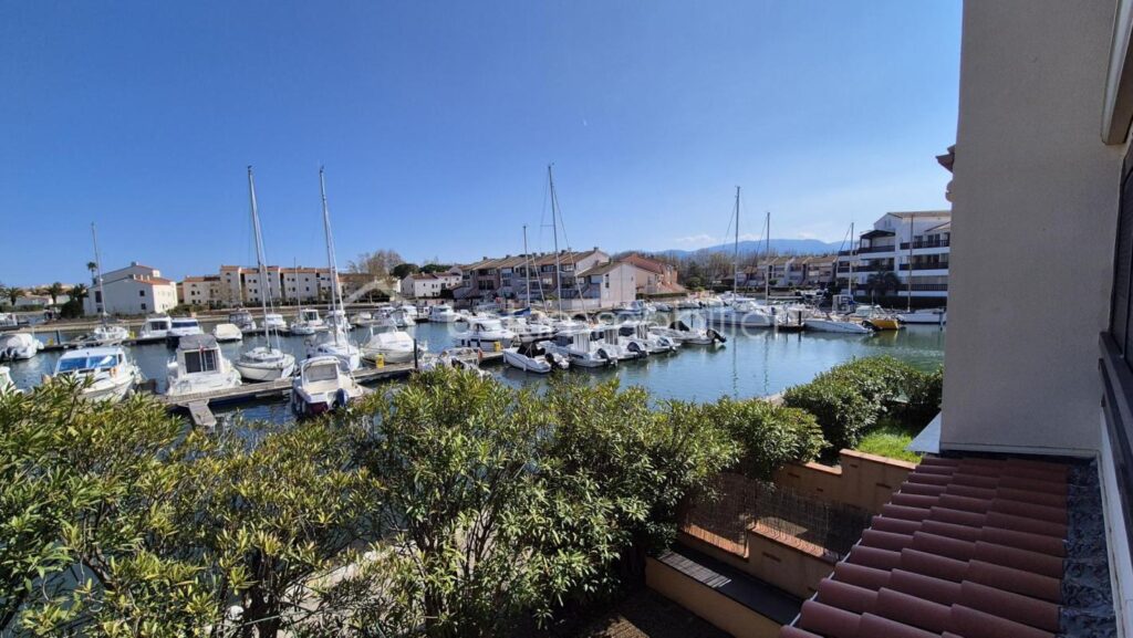 A VENDRE APPARTEMENT STUDIO CABINE DE 26M² A SAINT CYPRIEN PLAGE – LES CAPELLANS – PARKING PRIVE – PISCINE – PROCHE DE LA PLAGE ET DES COMMERCES – 1 pièce – NR chambres – 26 m²