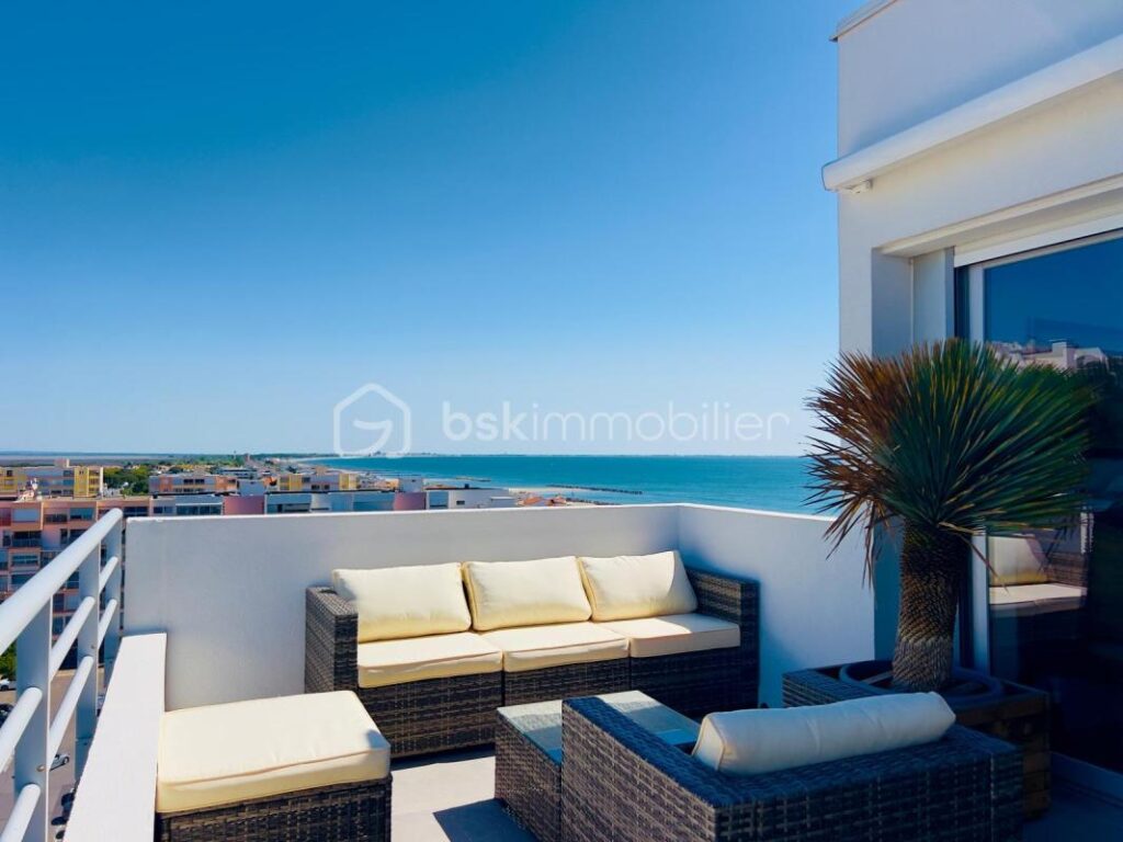 Appartement d&rsquo;exception au Port de CARNON-PLAGE – 3 pièces – 1 chambre – 64 m²