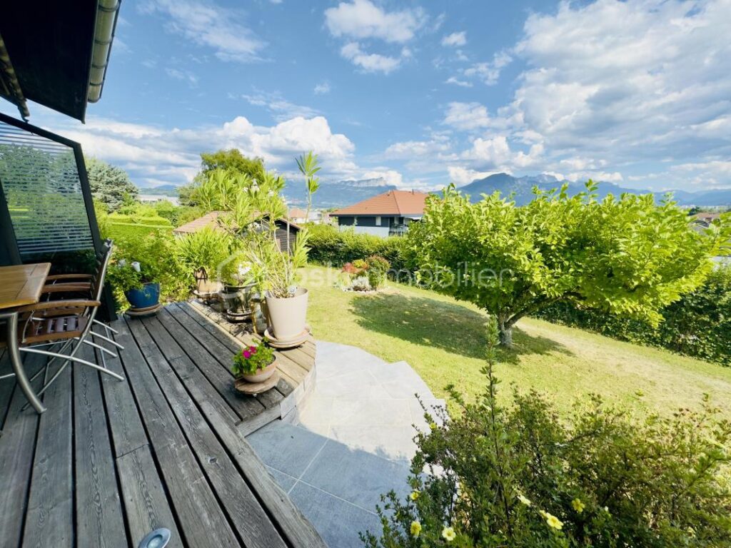VILLA FAMILIALE D&rsquo;ARCHITECTE – VUE PANORAMIQUE – EPAGNY METZ-TESSY – 6 pièces – 4 chambres – 167 m²