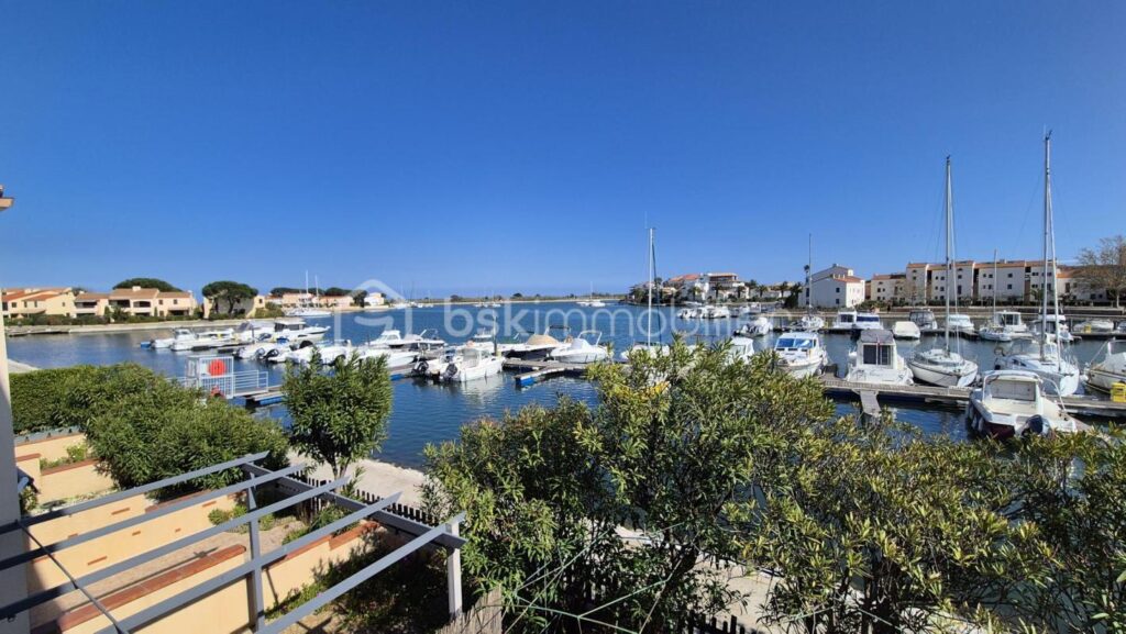A VENDRE APPARTEMENT STUDIO CABINE DE 26M² A SAINT CYPRIEN PLAGE – LES CAPELLANS – PARKING PRIVE – PISCINE – PROCHE DE LA PLAGE ET DES COMMERCES – 1 pièce – NR chambres – 26 m²