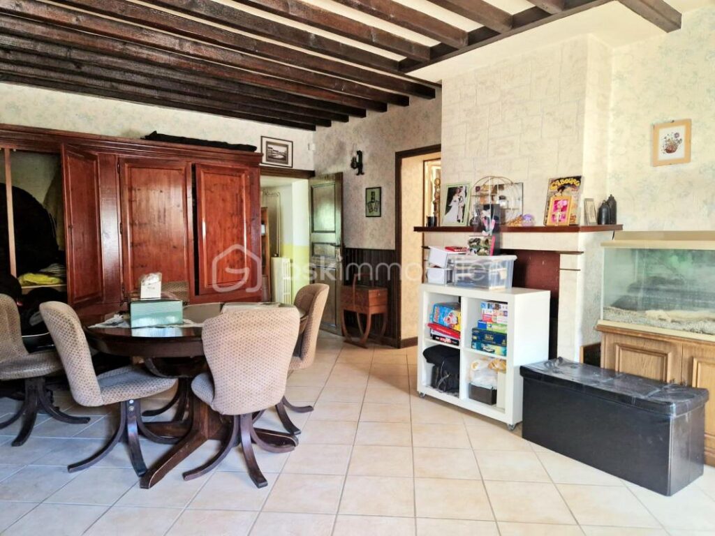 Magnifique propriété avec jardin arboré, au calme et sans vis-à-vis ! – 11 pièces – 7 chambres – 381 m²