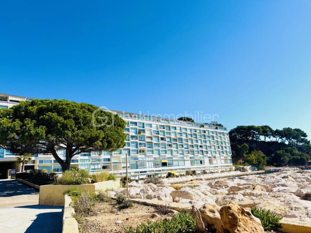 Appartement d’exception – Vue mer panoramique – 1 pièce – 1 chambre – 41 m²