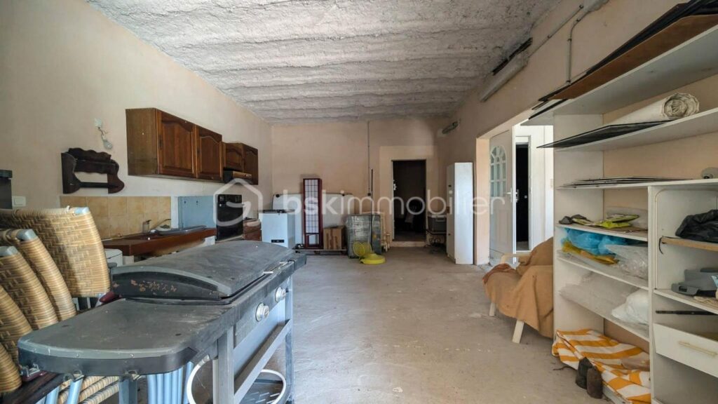 Vue panoramique 180° – Position dominante – À 15 min de Montélimar – 6 pièces – 4 chambres – 194 m²