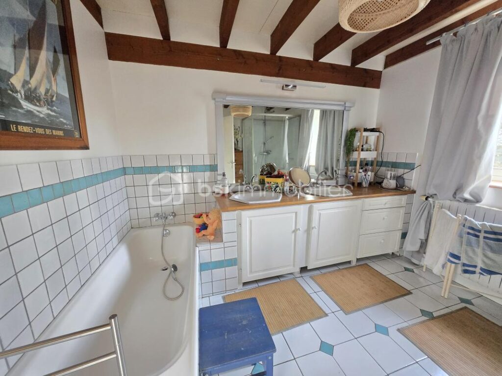 Magnifique Corps de Ferme de 188 m² à Chaulgnes – 5 pièces – 4 chambres – 188 m²