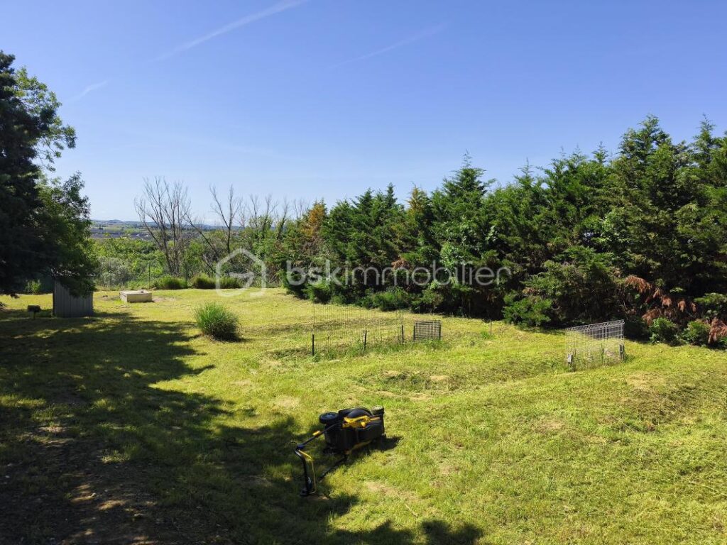 DOMAINE DE CHARME – 7 pièces – 6 chambres – 200 m²