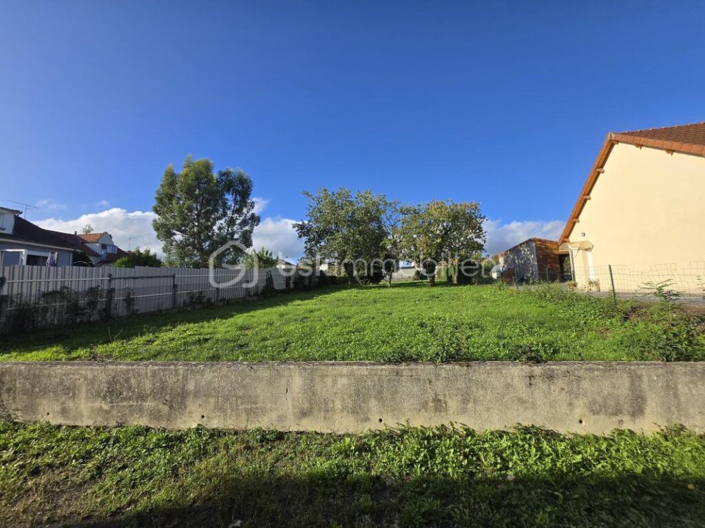 Magnifique Maison de village de 133m² à Saint Léger des Vignes – 6 pièces – 5 chambres – 133 m²