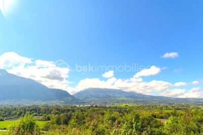 MAISON D’ARCHITECTE DE 361m2 – 8 pièces – 5 chambres – 361 m²