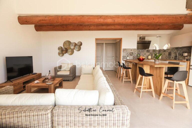 Mireval – Duplex meublé T4 99 m² – Terrasse – Vue étangs et mer – 4 pièces – 3 chambres – 99 m²