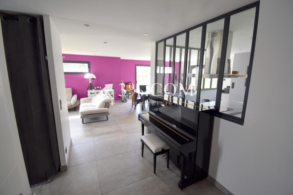 Maison moderne avec vue dégagée 141 m2 habitables Bruley – 5 pièces – 4 chambres – 141 m²