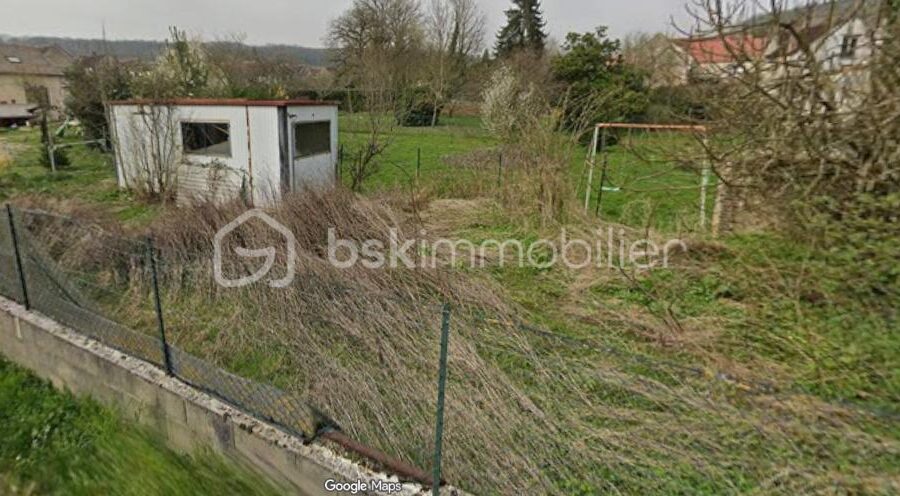 Terrain à vendre à Champlost