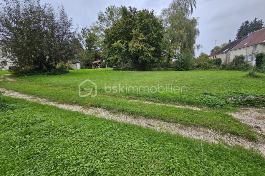 Terrain à vendre à Pommeuse