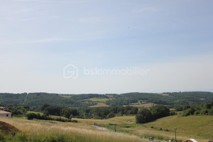 Terrain à vendre à Lasseran