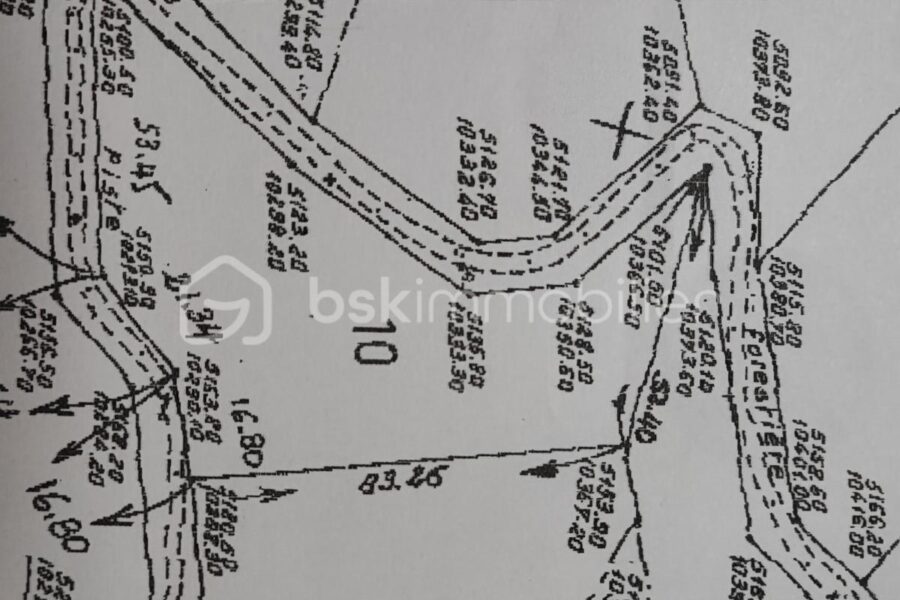 Terrain à vendre à Roquebrune sur argens