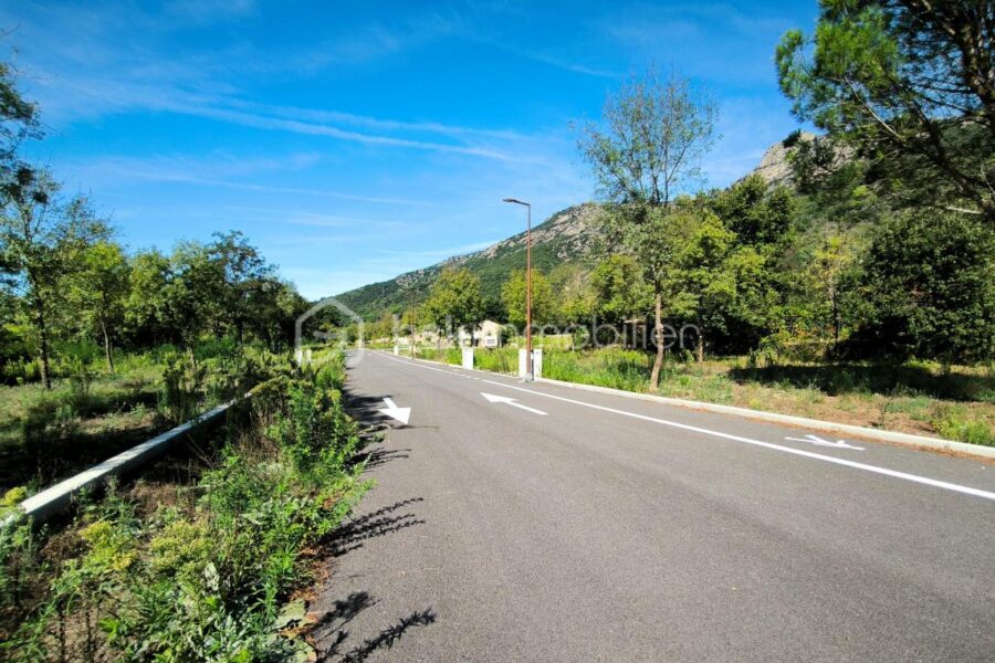 Terrain à vendre à Colombieres sur orb