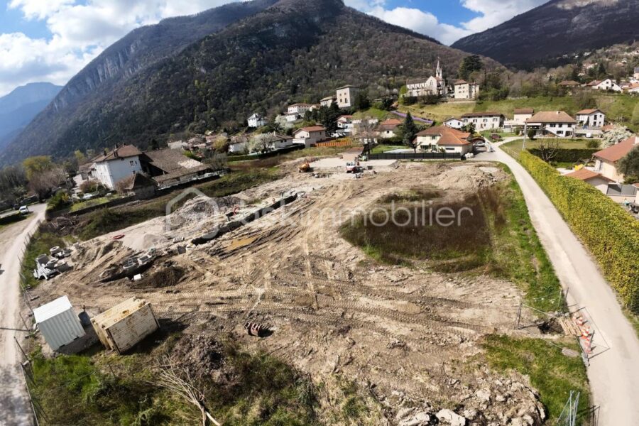 Terrain à vendre à Veurey voroize