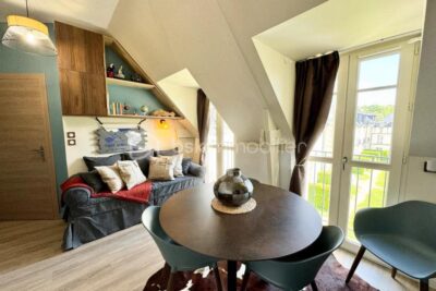 SUPERBE T2 BIS RENOVE ET MEUBLE – 35 M² AU SOL – GOLFE DU MORBIHAN – PISCINE – PARC – 3 pièces – 2 chambres – 25 m²