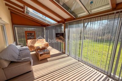 BRECH – Maison d&rsquo;environ 117 m2 habitables – 5 pièces – 3 chambres – 117 m²