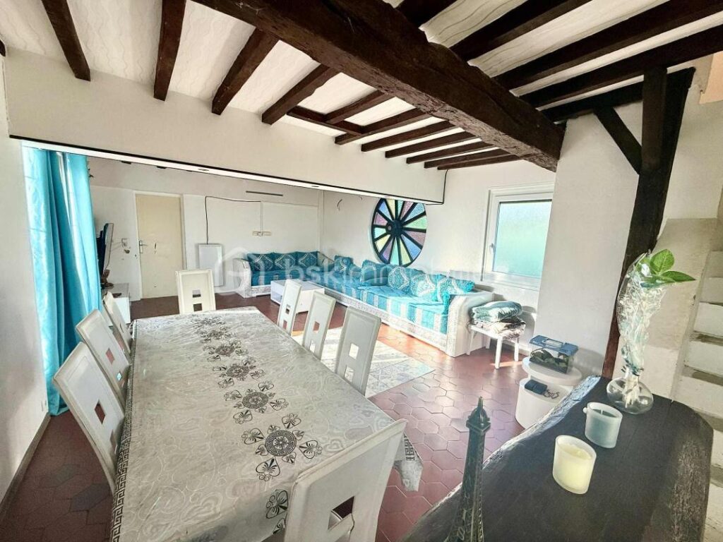 Maison à rénover 4-5 Chambres avec Jardin – 7 pièces – 4 chambres – 147 m²