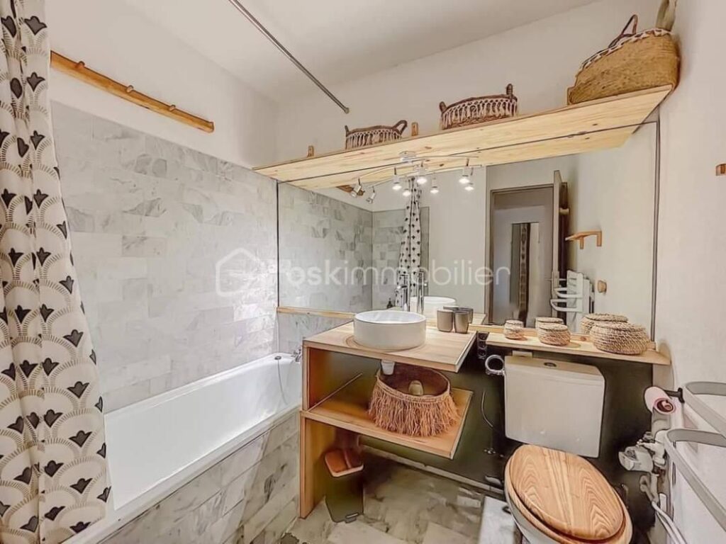 Studio meublé 26 m² avec parking et piscine – Première ligne de mer – La Grande-Motte Couchant – 1 pièce – NR chambres – 26 m²