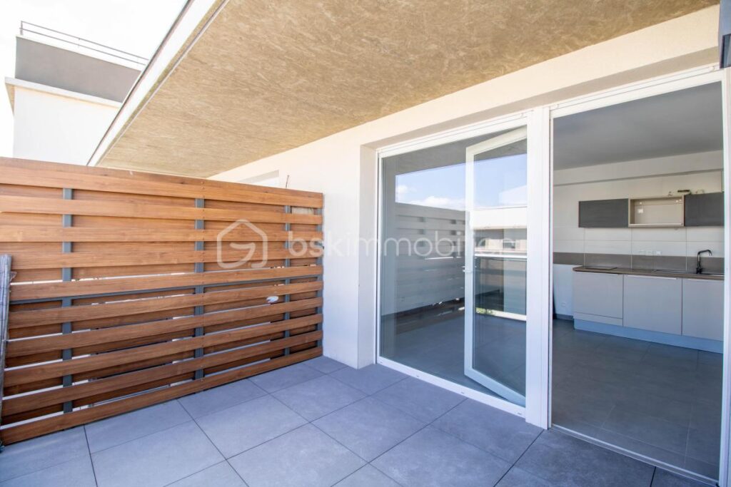 – Appartement de 39m² avec terrasse – – 2 pièces – 1 chambre – 39 m²