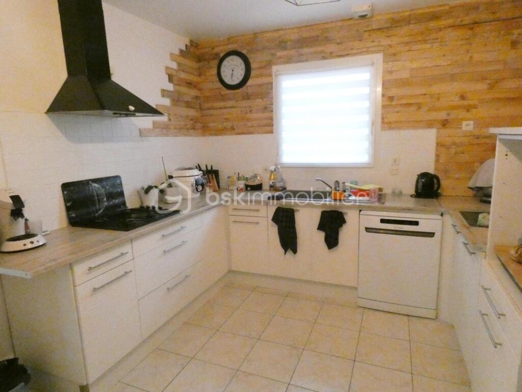 Maison 6 pièces 120 m2 – 6 pièces – 5 chambres – 120 m²