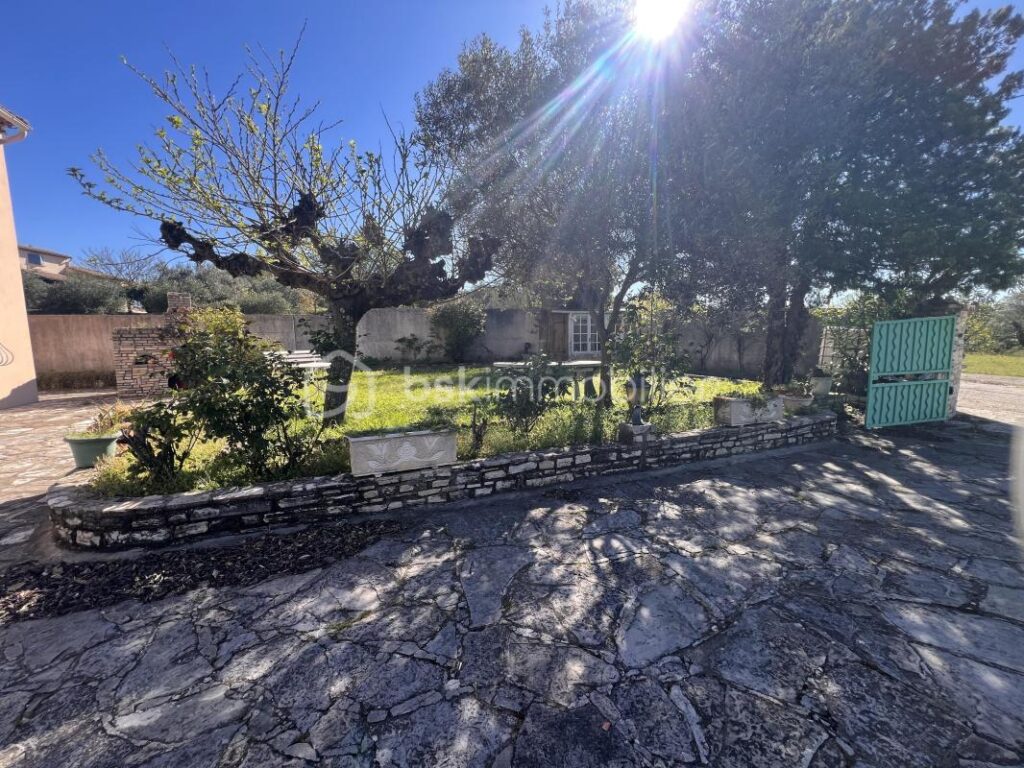 Maison familiale avec fort potentiel – 6 pièces – 4 chambres – 144 m²