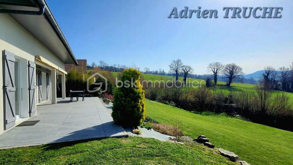 Magnifique cadre panoramique à découvrir – 5 pièces – 3 chambres – 125 m²