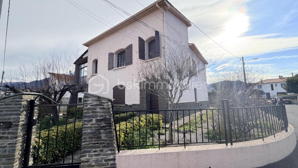 Maison 4 faces – 8 pièces – 5 chambres – 188 m²