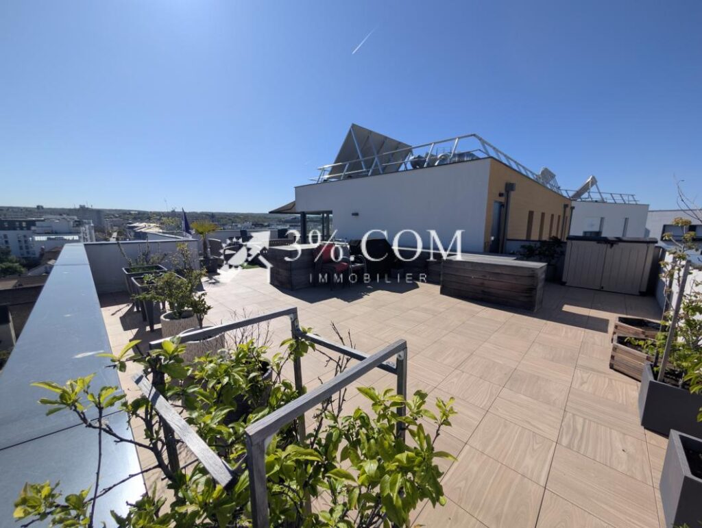 Poissy : grand appartement à vendre avec Jean-Marc DUTREIL – 4 pièces – 3 chambres – 92 m²