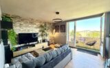 Résidence Bellevue/ F3 dernière étage / une place de parking/ et une cave – 3 pièces – 2 chambres – 61 m²