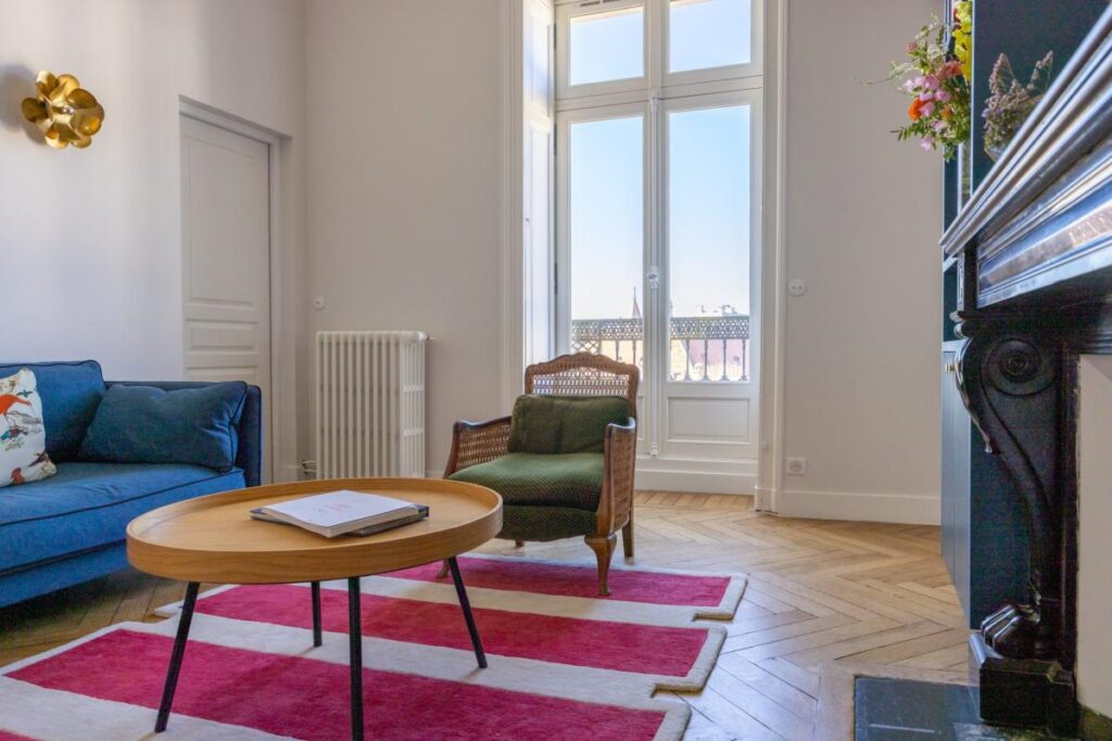 Appartement T4 – Hyper centre – 4 pièces – 2 chambres – 92 m²