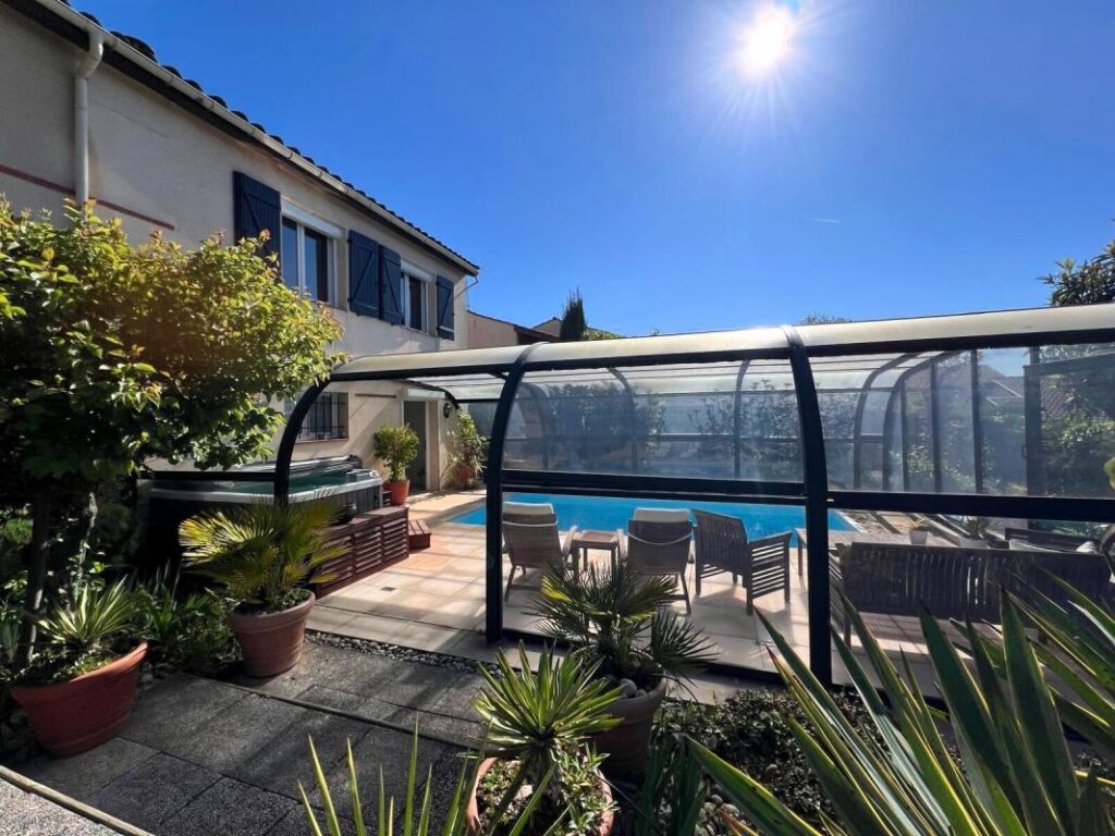 Élégante villa familiale avec vue Pyrénées – L’Union, proche Toulouse – 8 pièces – 5 chambres – 235 m²