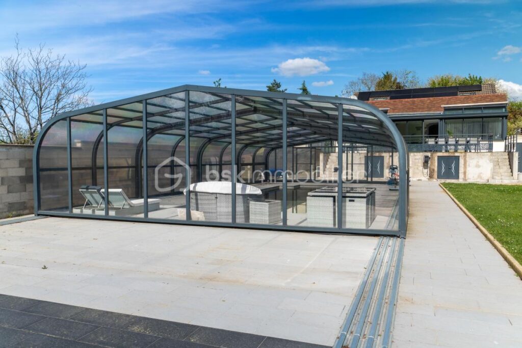 Maison 6 pièces – 4 chambres – Piscine – 6 pièces – 4 chambres – 129 m²