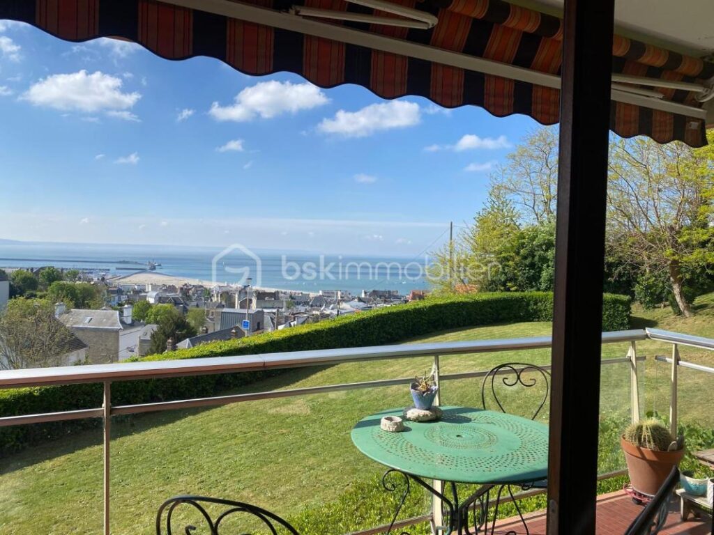 LE HAVRE – LES JARDINS SUSPENDUS – VUE MER – 5 pièces – 3 chambres – 111 m²