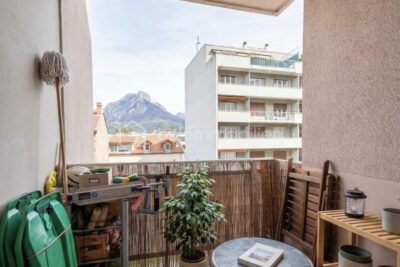 GRENOBLE : 161 cours Berriat : T4 lumineux – 72 m² – 3 chambres – 4 pièces – 3 chambres – 72 m²