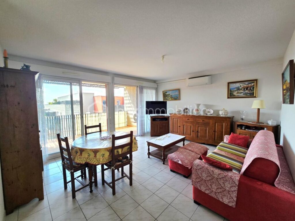 EN EXCLUSIVITÉ – VUE ÉTANG – PLACE PRIVATIVE – 3 pièces – 2 chambres – 63 m²