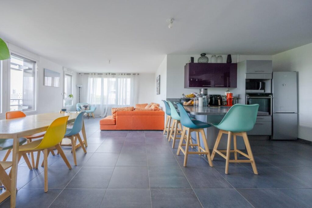 Appartement T4 – Dernier étage – 4 pièces – 3 chambres – 87 m²