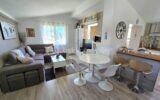 A Villeneuve-Loubet – Appartement 3 pièces atypique avec jardin de 200 m² et aperçu mer – 3 pièces – 2 chambres – 63 m²