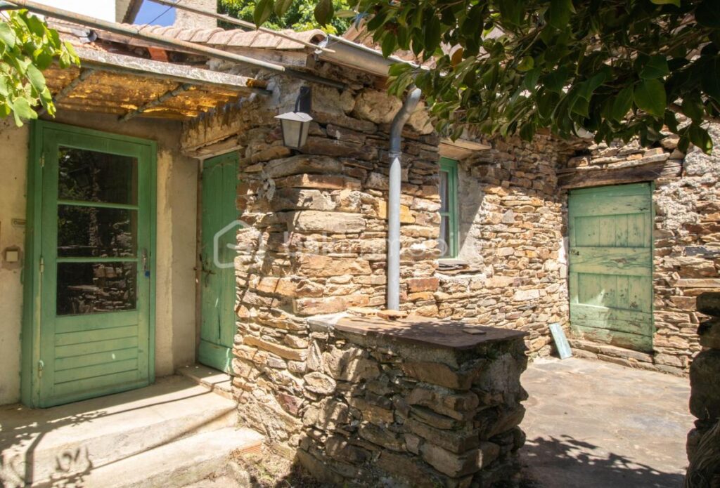 Mas cévenol à rénover – 4 pièces – 3 chambres – 91 m²
