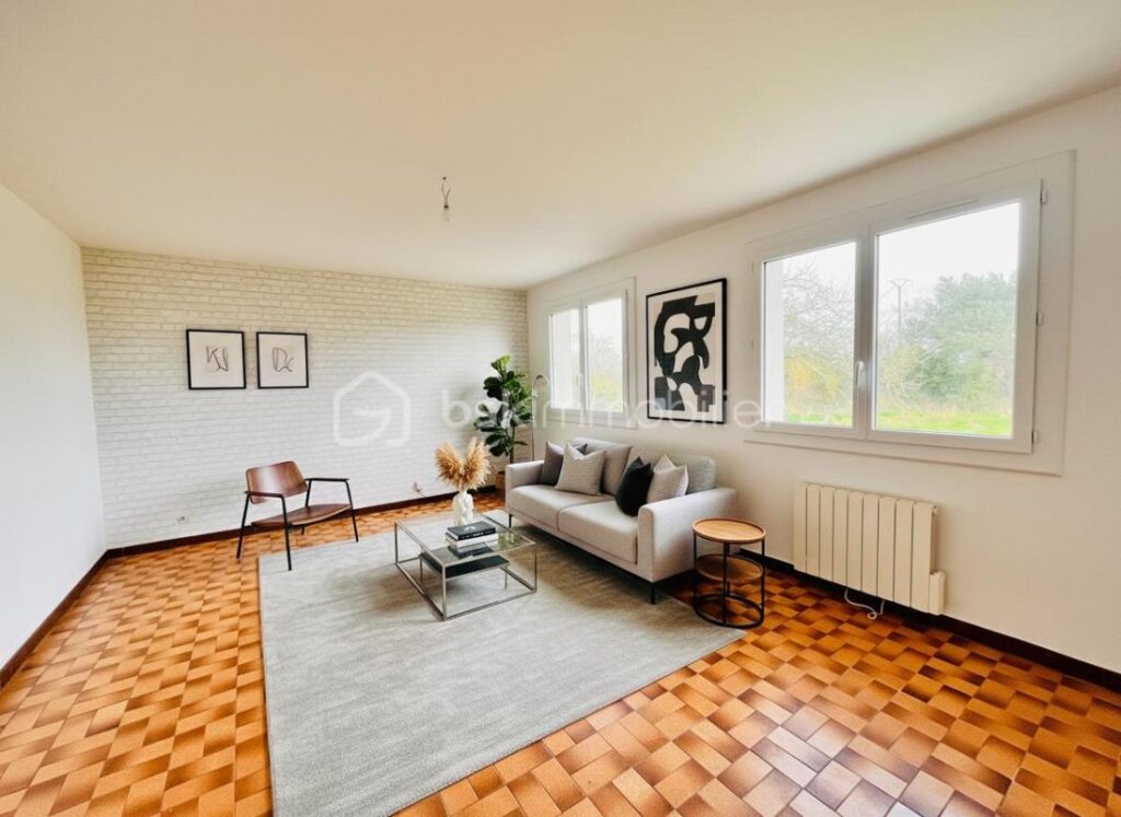 Maison 5 chambres, vie de plain-pied, sous-sol complet – 6 pièces – 5 chambres – 115 m²