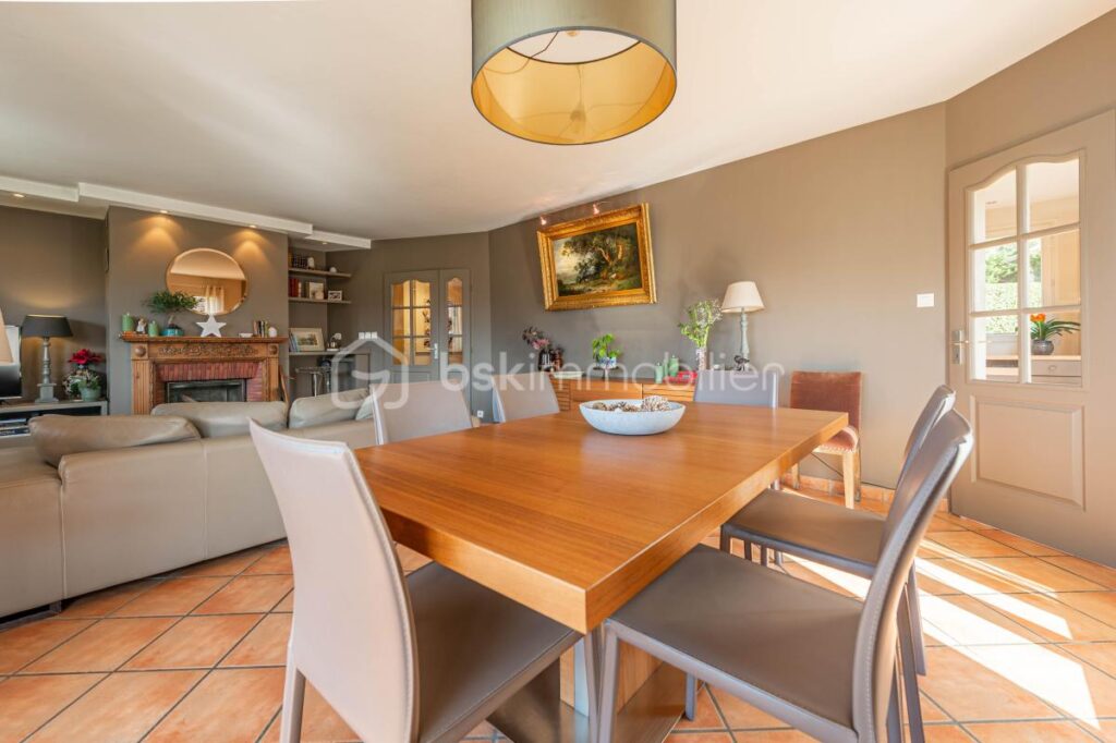 Maison mitoyenne Veyrier-du-lac – 6 pièces – 4 chambres – 140 m²