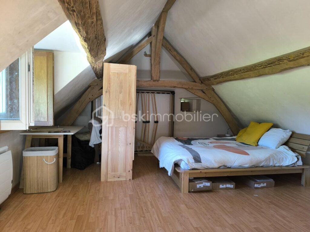 Coin idyllique : maison avec un étang – 3 pièces – 1 chambre – 50 m²