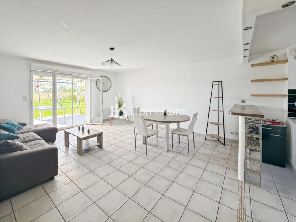 MAISON RÉNOVÉE – 4 pièces – 2 chambres – 80 m²