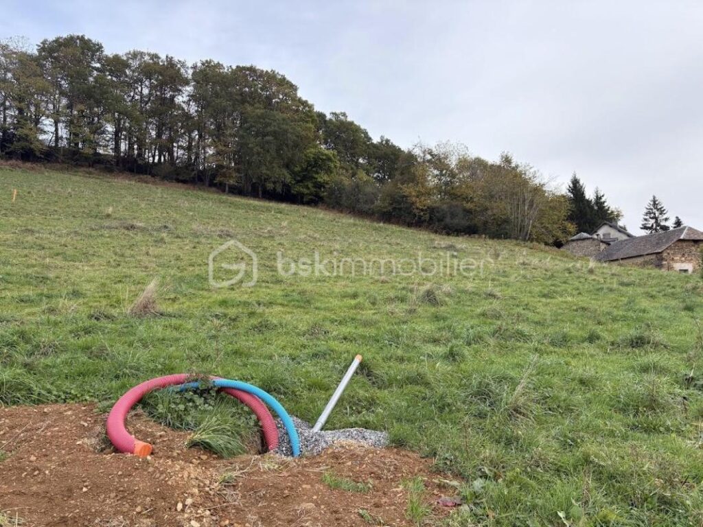 Terrain Constructible Vue Pyrénées – NR pièces – NR chambres – 2650 m²