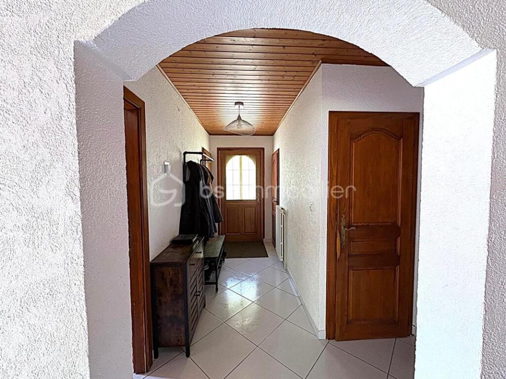 Invitation à l&rsquo;art de vivre au sein d&rsquo;un domaine entre ciel et montagnes ! – 7 pièces – 5 chambres – 134 m²
