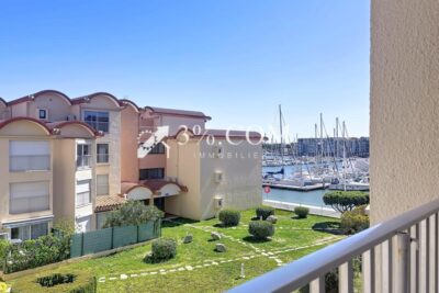 Appartement 2 pièces, balcon, vue port & place de parking, R – 2 pièces – 1 chambre – 24 m²