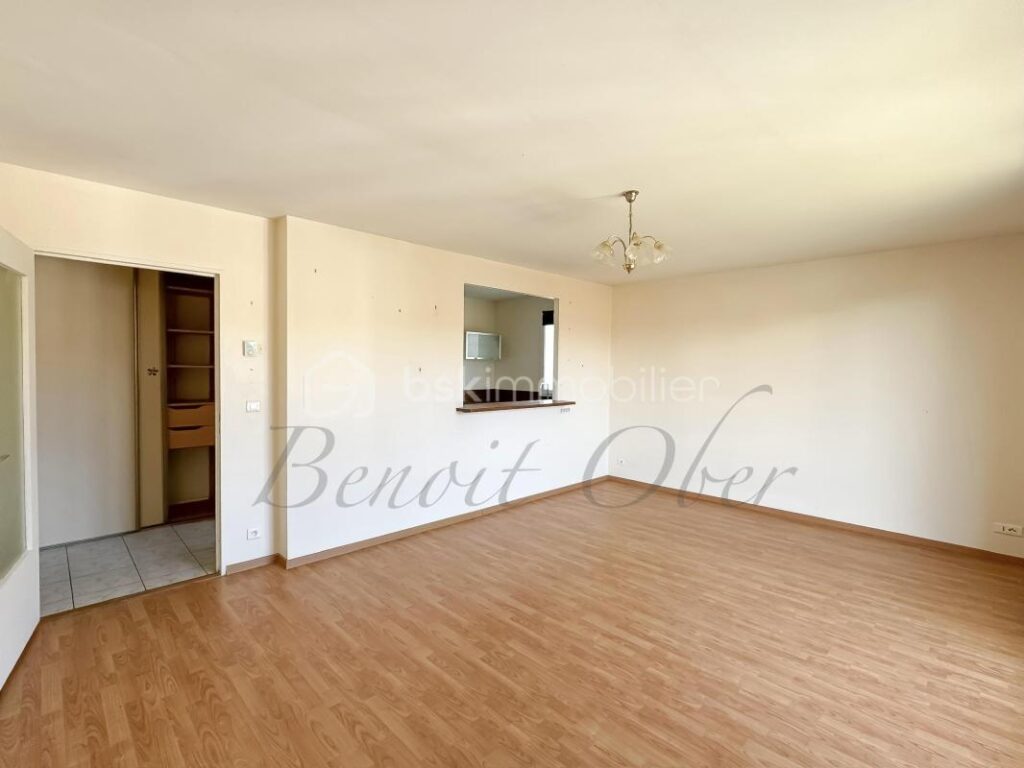 F3 lumineux avec balcon et double stationnement – Cadre de vie privilégié à Saint-Germain-sur-Morin – 3 pièces – 2 chambres – 63 m²