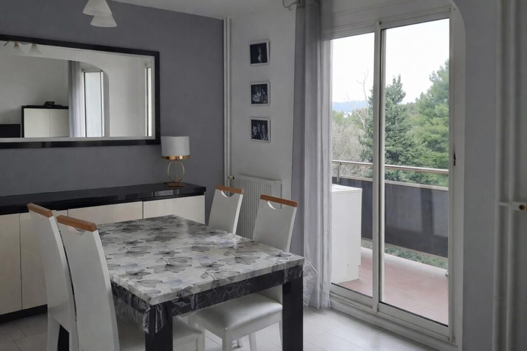 13010 MARSEILLE ST TRONC 5 PIECES HAUTS DE CASTEL ROC – 5 pièces – 3 chambres – 91 m²