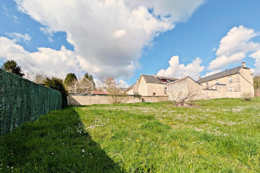 Terrain à vendre à Celles sur aisne