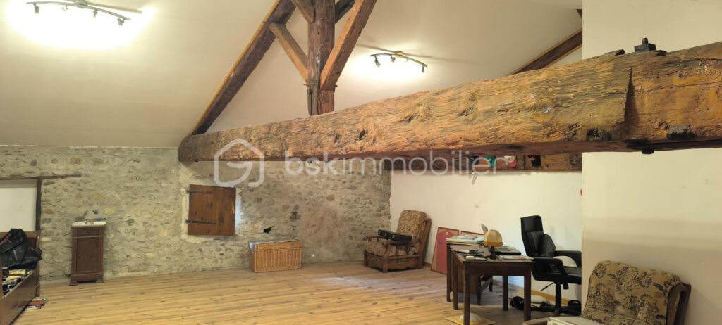 BIEN RARE ET RECHERCHE – 5 pièces – 3 chambres – 155 m²